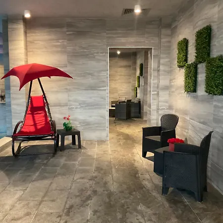 La Dolce @ Cote D'azur 布尔加斯